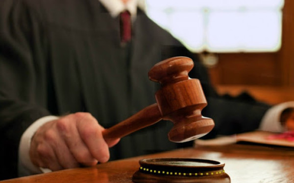 بعد 38 عام بالسجن بسبب جريمة قتل.. رجل يحصل على براءته بشكل مفاجئ