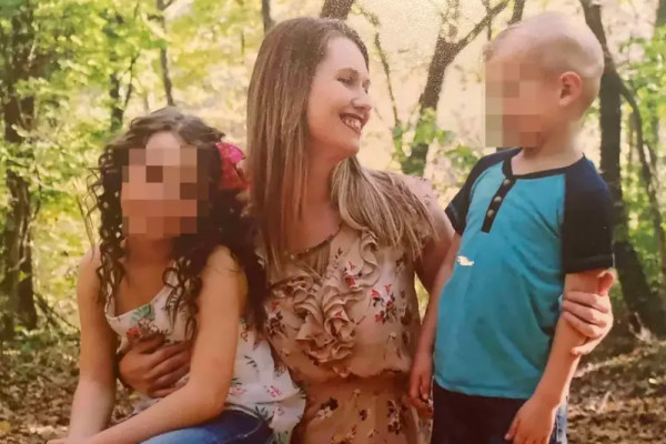 أميركا: طفلة تطعن أخاها حتى الموت والأم تكشف أمراً صادماً