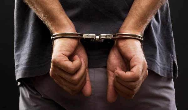 العراق: ضبط عصابة خططت لبيع طفلين بـمبلغ خيالي