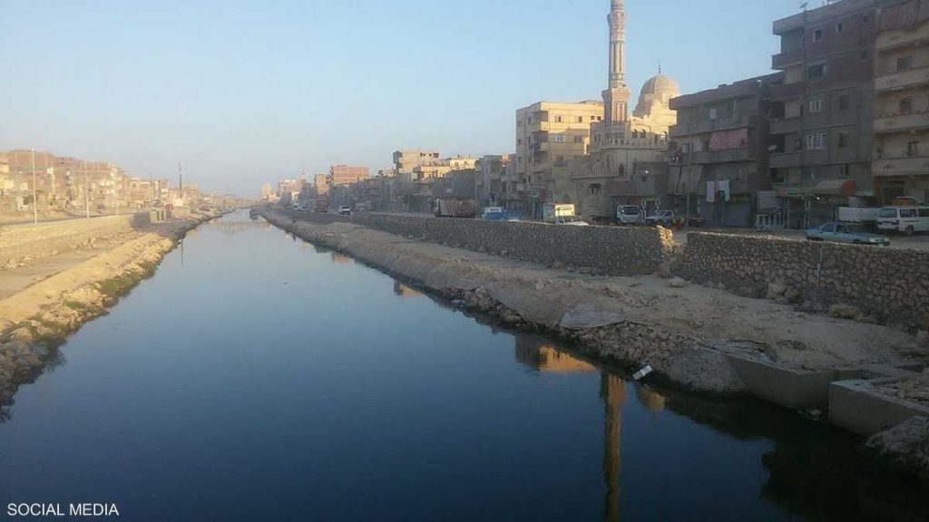 لتحقيق مشاهدات على فيسبوك بمصر.. ألقوا طفلا بترعة المحمودية
