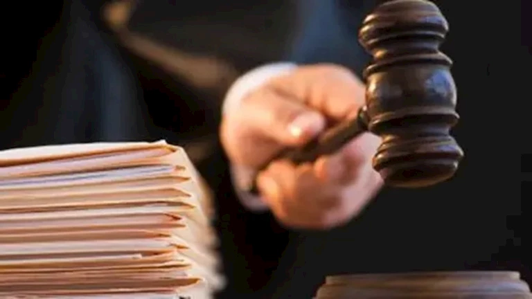 جنايات المنصورة تعاقب طبيبًا بعد إدانته بالتحرش بمريضة أثناء الكشف