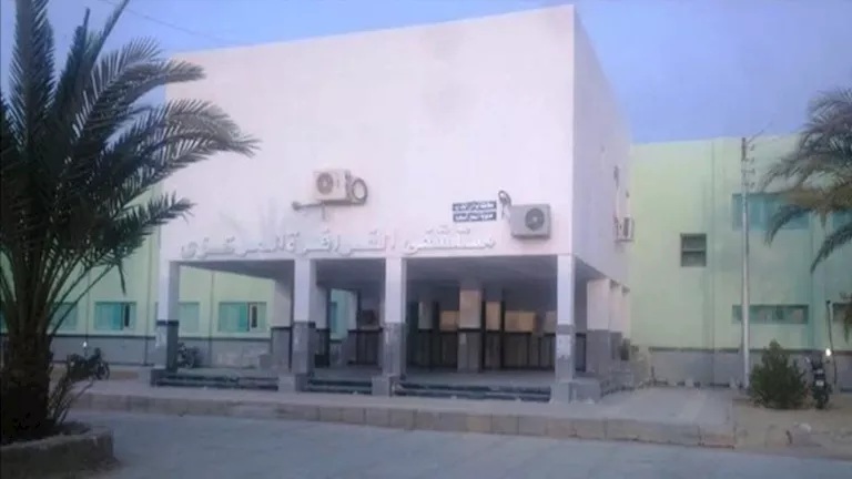 طعنة سكين تصيب ميكانيكيًا في مشاجرة بقرية صبيح بالفرافرة